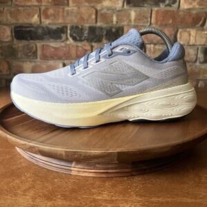 New Balance FF X 880 V15 Women’s size 9 Blue Cream Road Running Shoes Sneakers